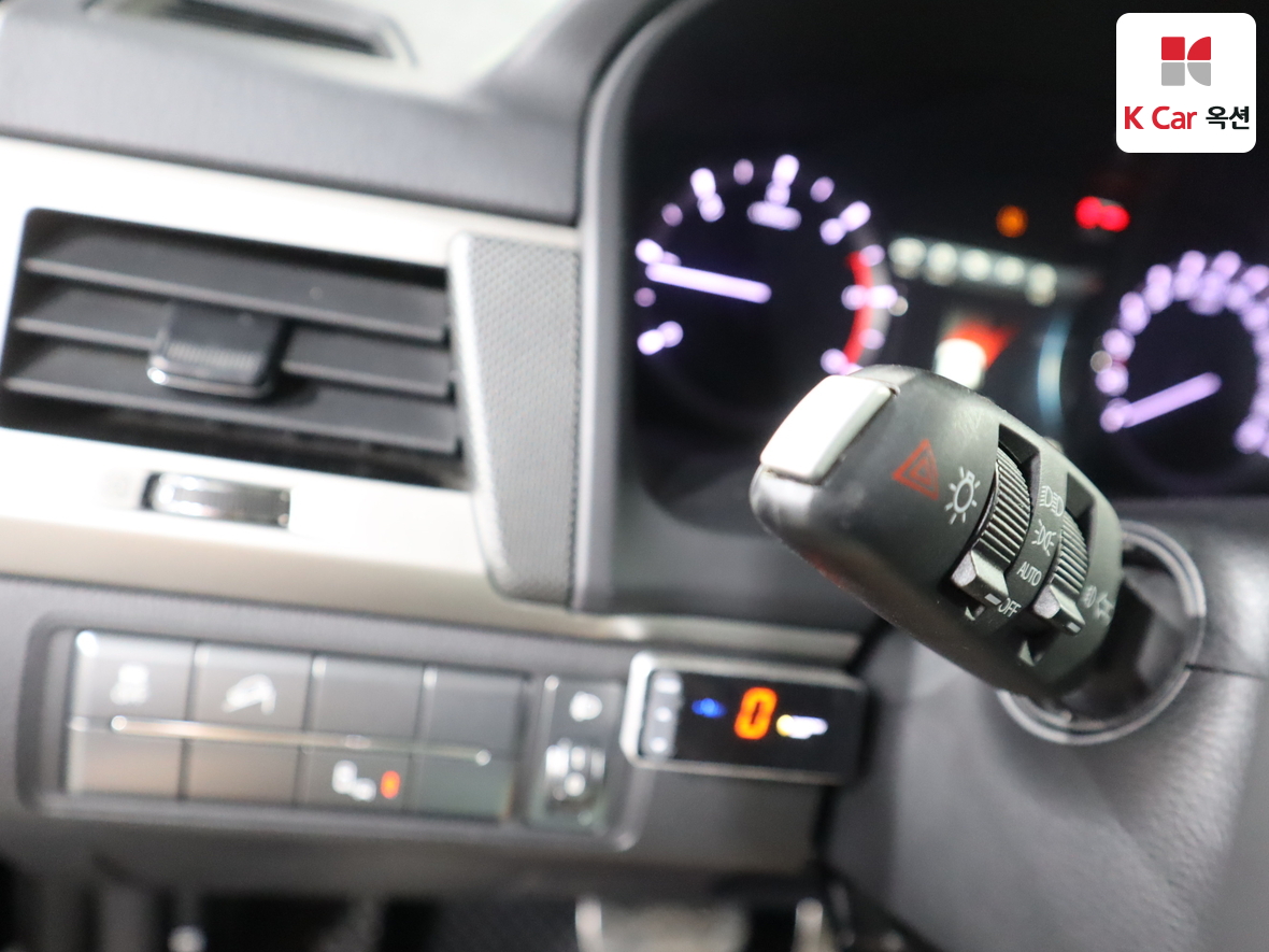 KG Mobility Rexton Sports - 9