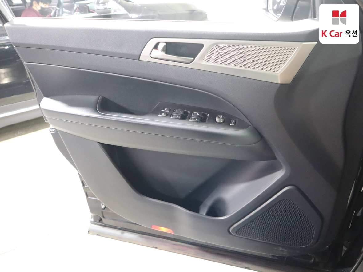 KG Mobility Rexton Sports - 8