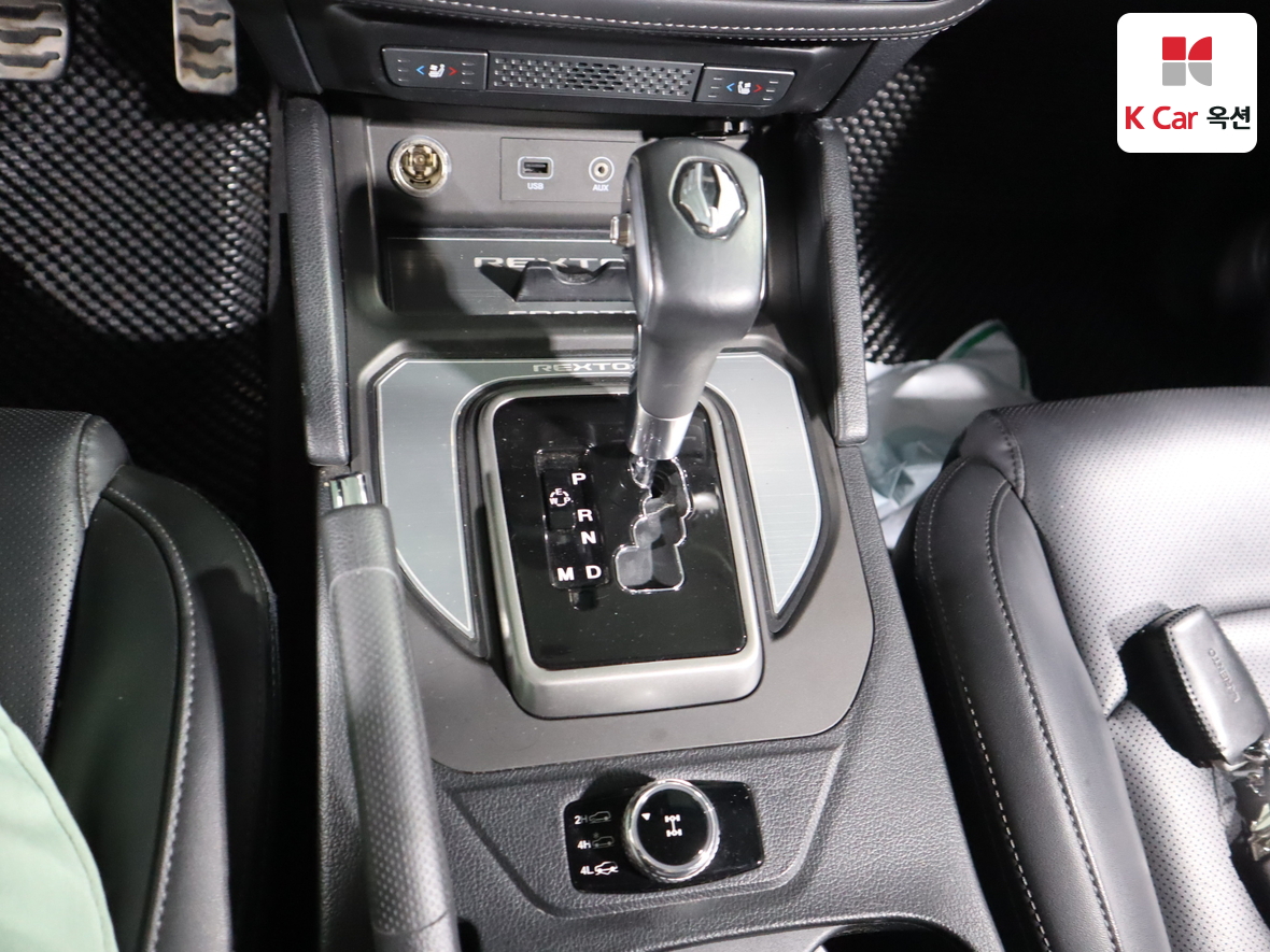 KG Mobility Rexton Sports - 16