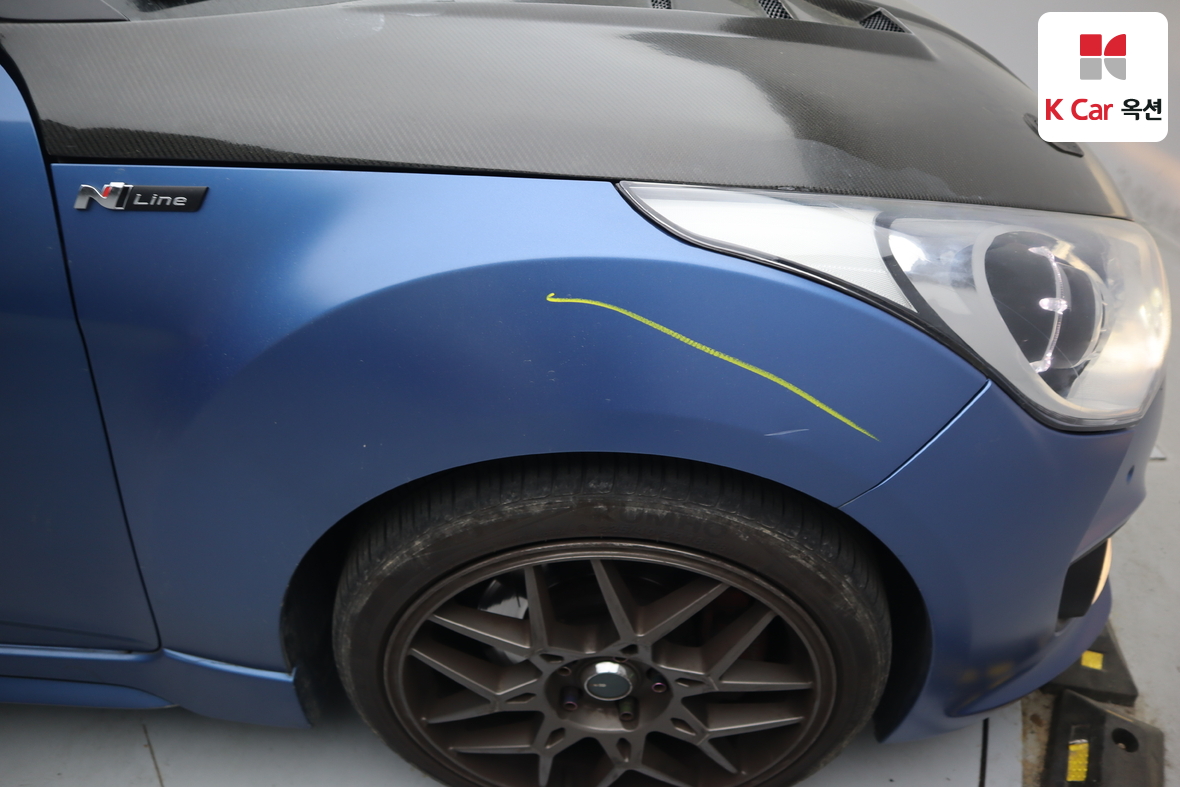 Hyundai Veloster - 38