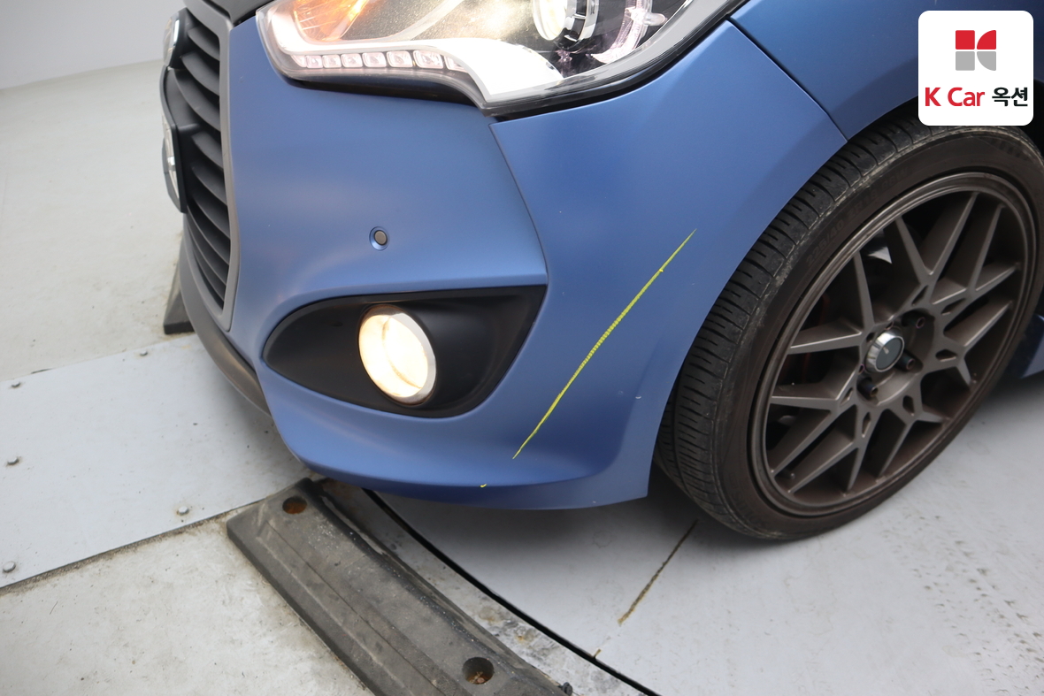 Hyundai Veloster - 40