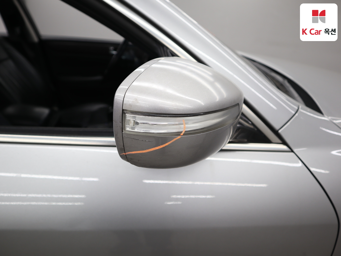 Hyundai Genesis 2012 - Image 41