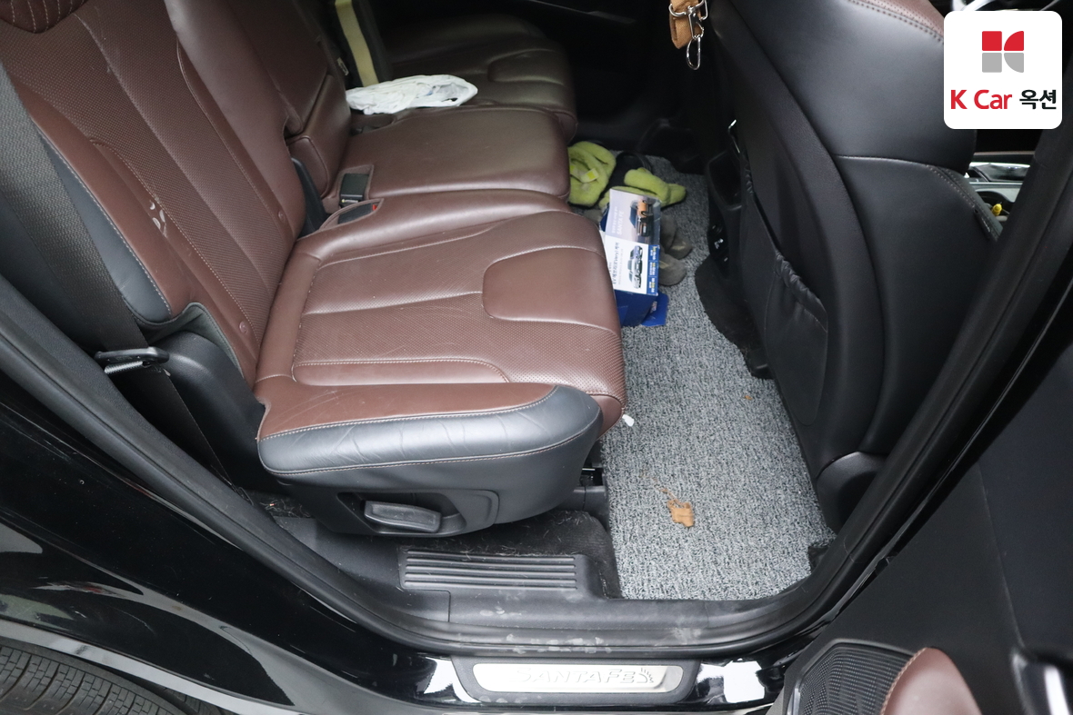 Hyundai Santa Fe - 32