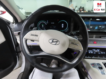 2022 - hyundai grandeur