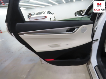2022 - hyundai grandeur