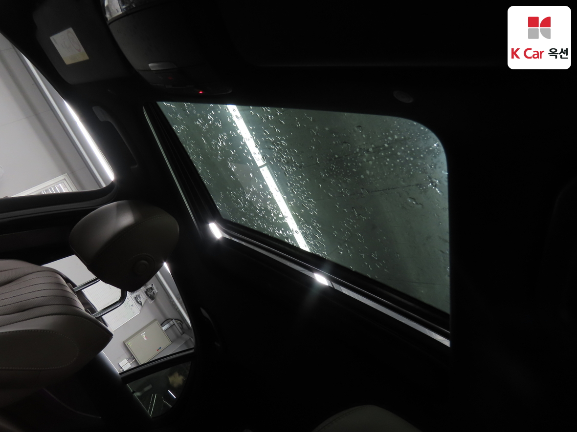 메르세데스-벤츠 E-클래스 2023 - 이미지 22