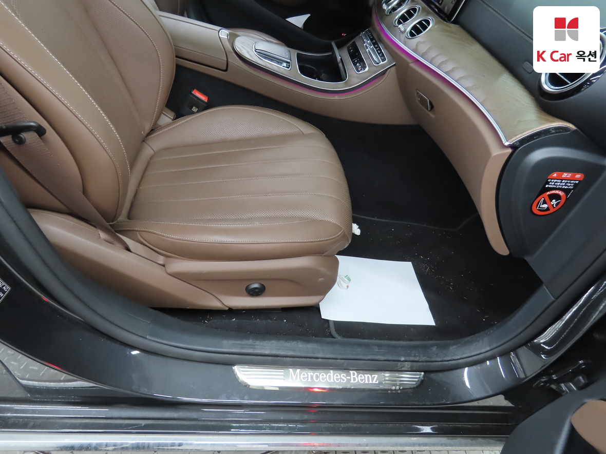 메르세데스-벤츠 E-클래스 2023 - 이미지 34