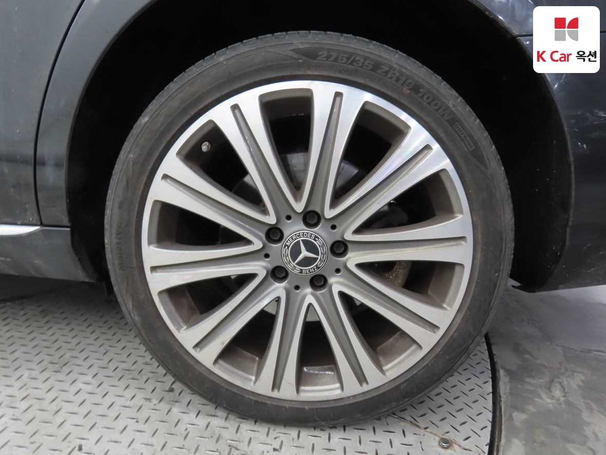 메르세데스-벤츠 E-클래스 2023 - 이미지 44