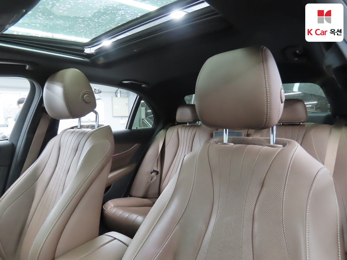 메르세데스-벤츠 E-클래스 2023 - 이미지 20