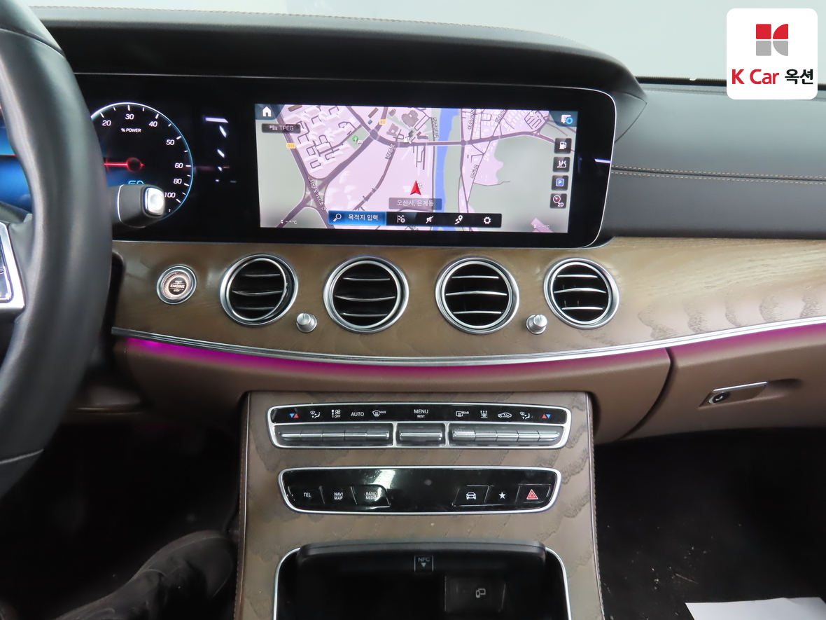 메르세데스-벤츠 E-클래스 2023 - 이미지 6