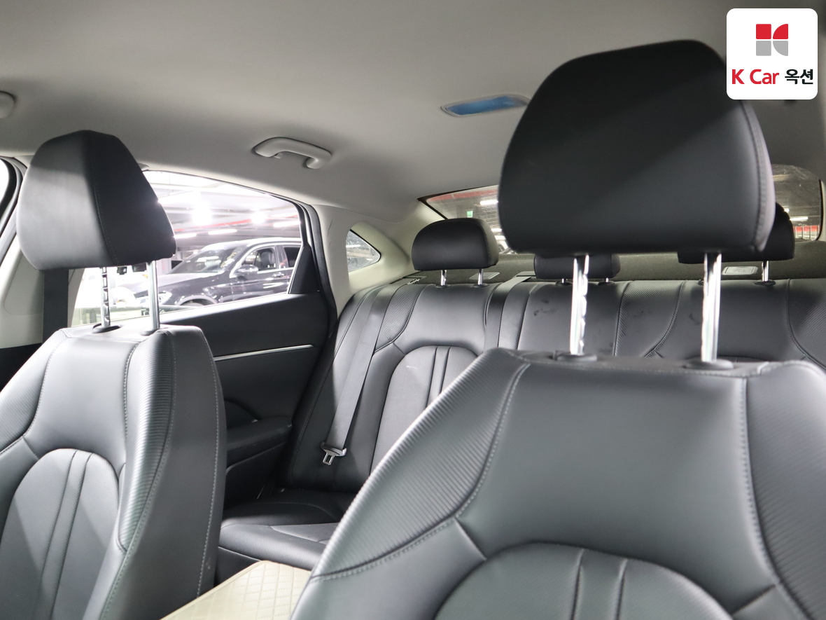 Hyundai Sonata 2022 - Image 19