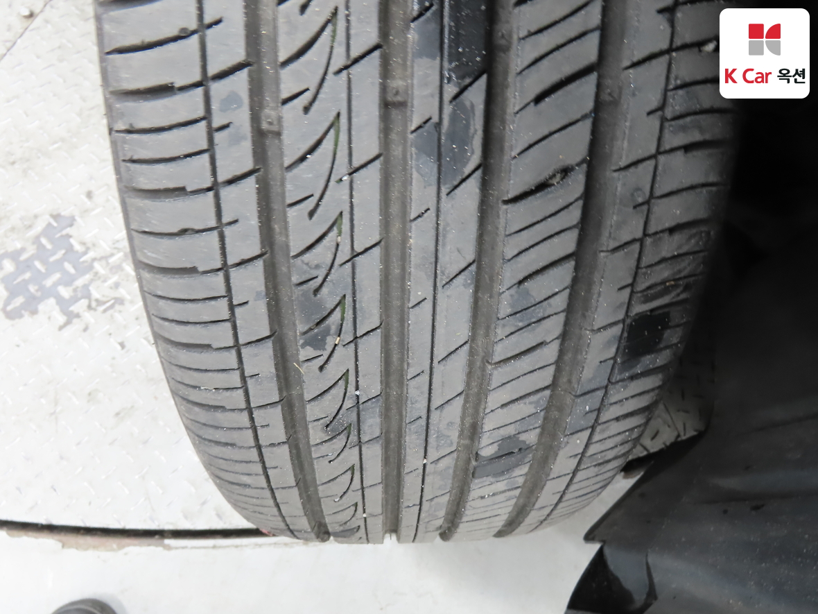 메르세데스-벤츠 E-클래스 2023 - 이미지 35