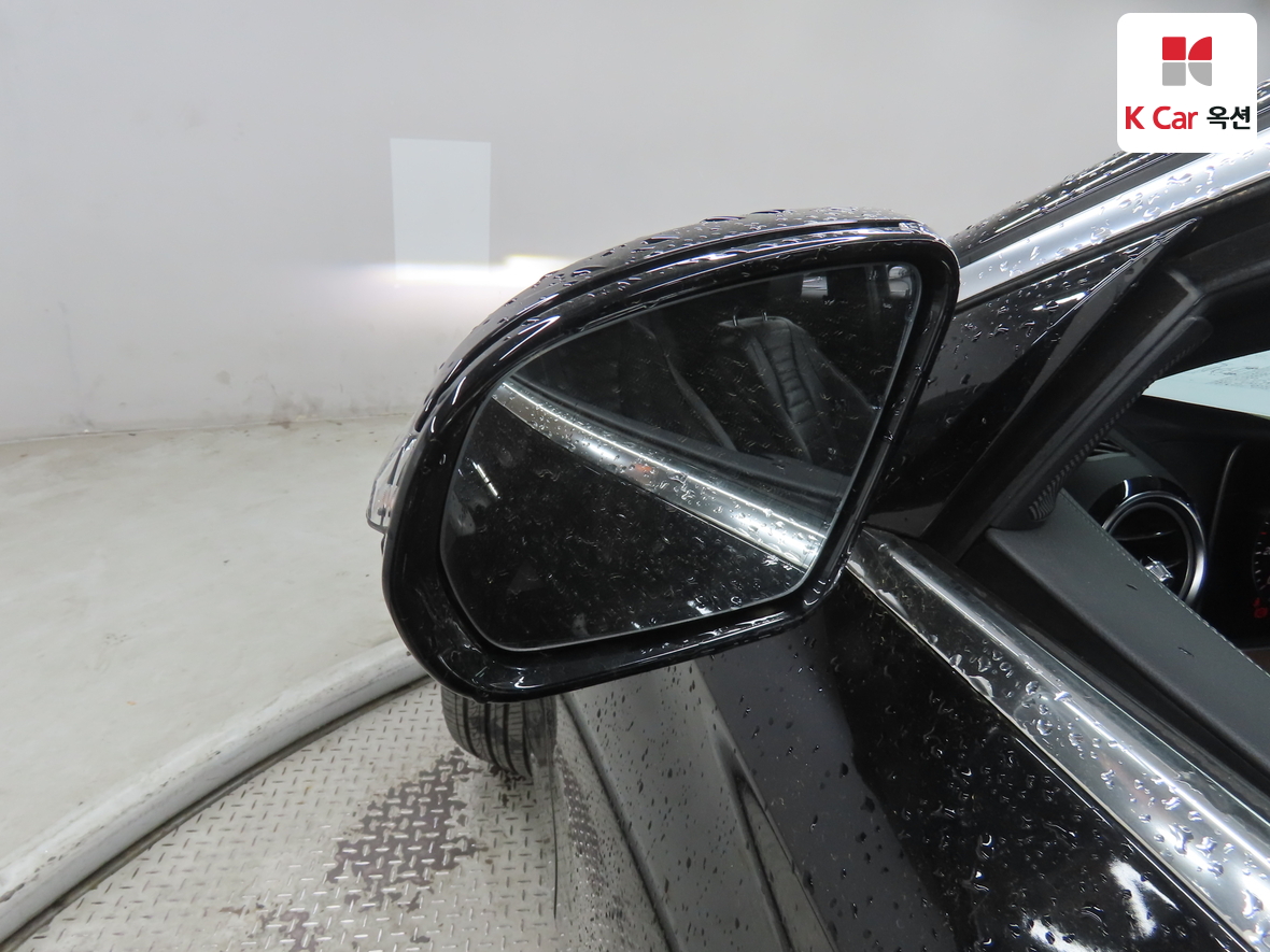 메르세데스-벤츠 E-클래스 2023 - 이미지 24