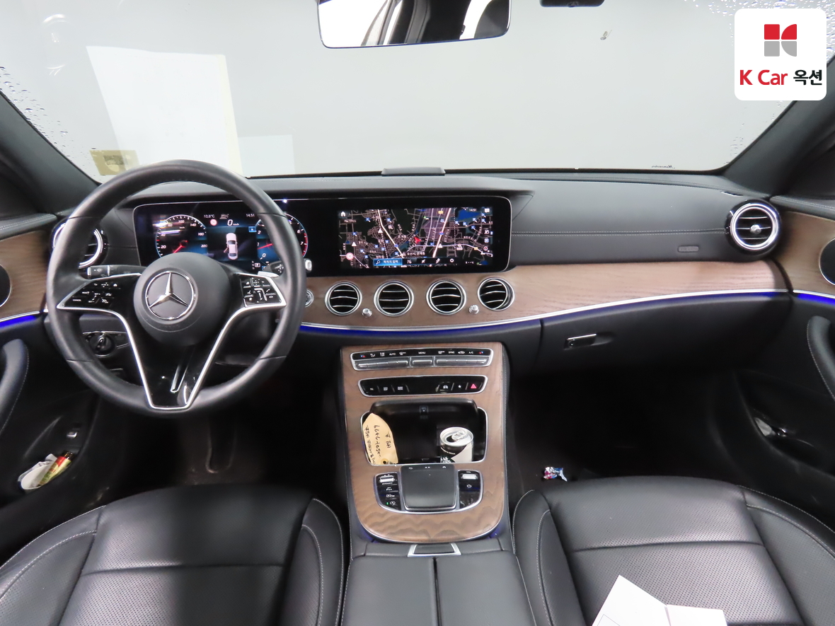 메르세데스-벤츠 E-클래스 2023 - 이미지 3