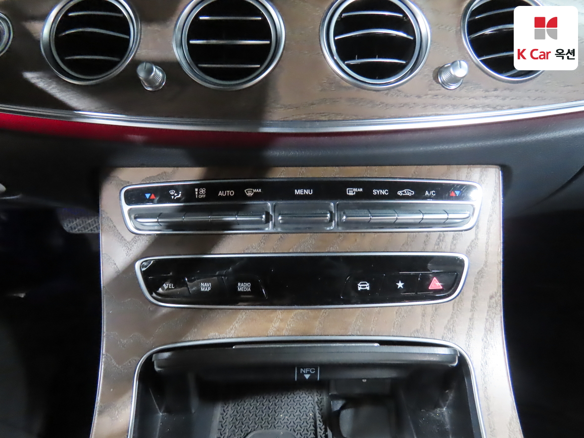 메르세데스-벤츠 E-클래스 2023 - 이미지 15