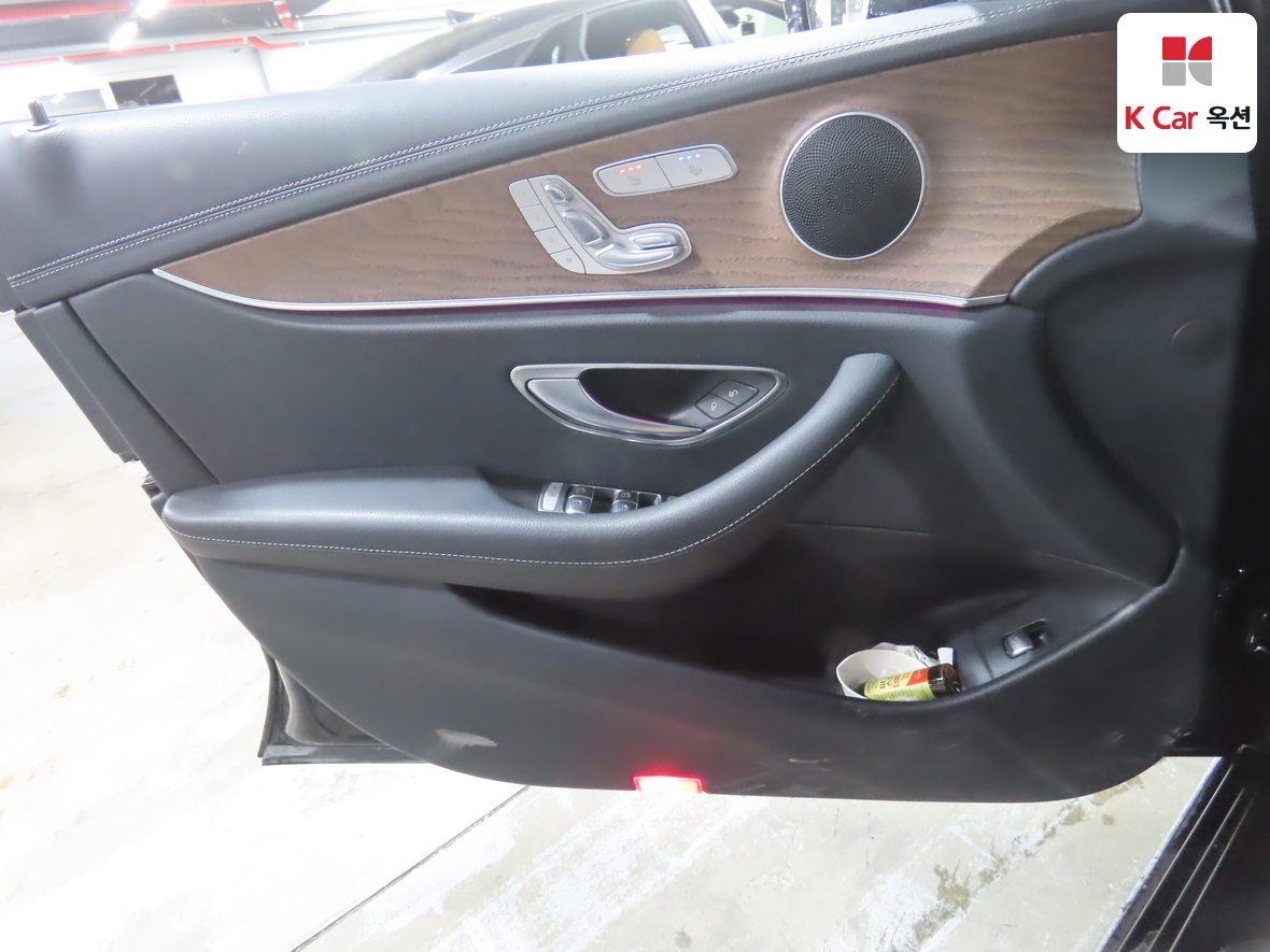 메르세데스-벤츠 E-클래스 2023 - 이미지 8