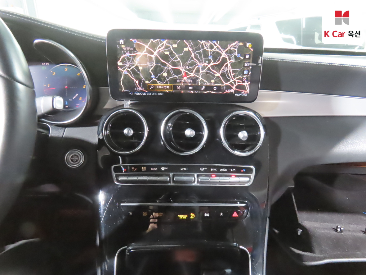 메르세데스-벤츠 GLC 2022 - 이미지 6