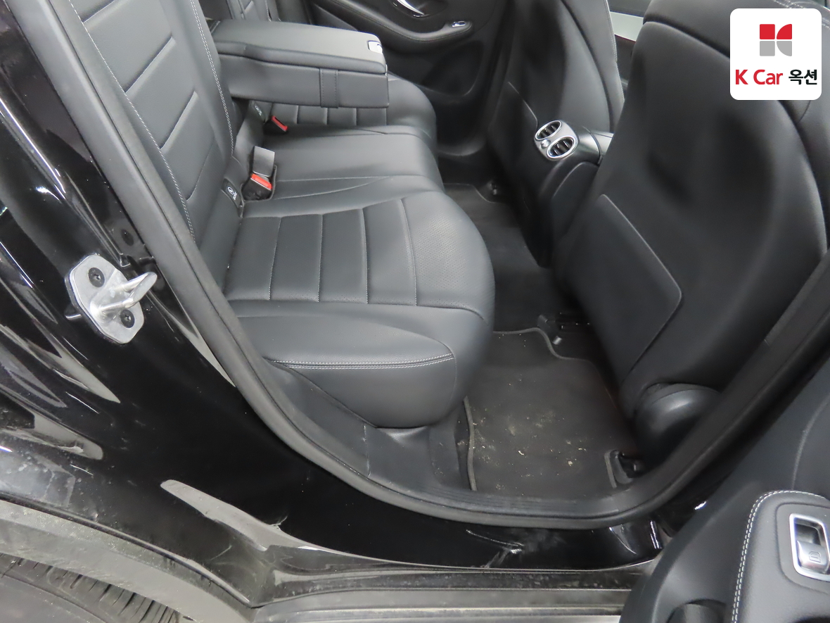 메르세데스-벤츠 GLC 2022 - 이미지 32