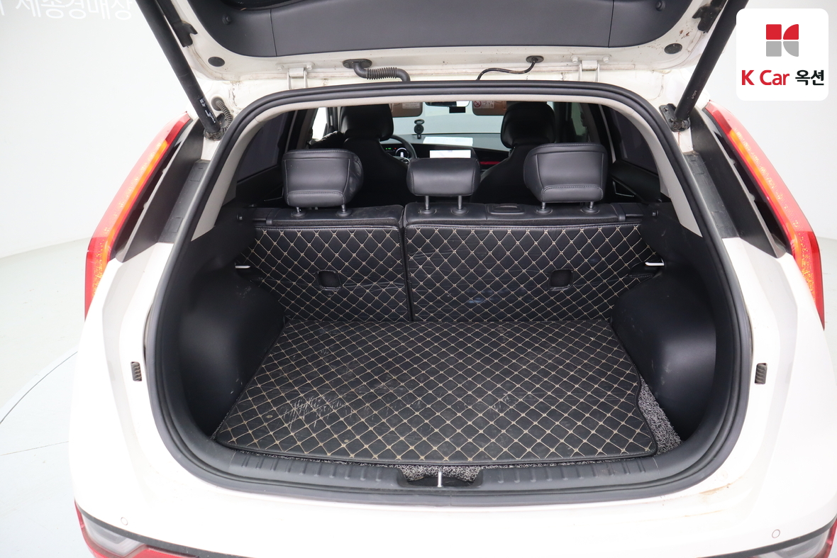 Kia Niro - 27