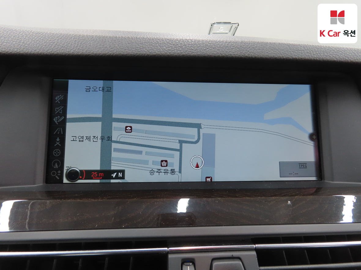 BMW 5 Series - 14