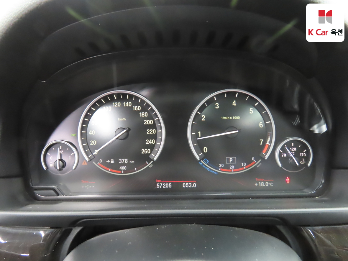 BMW 5 Series - 5
