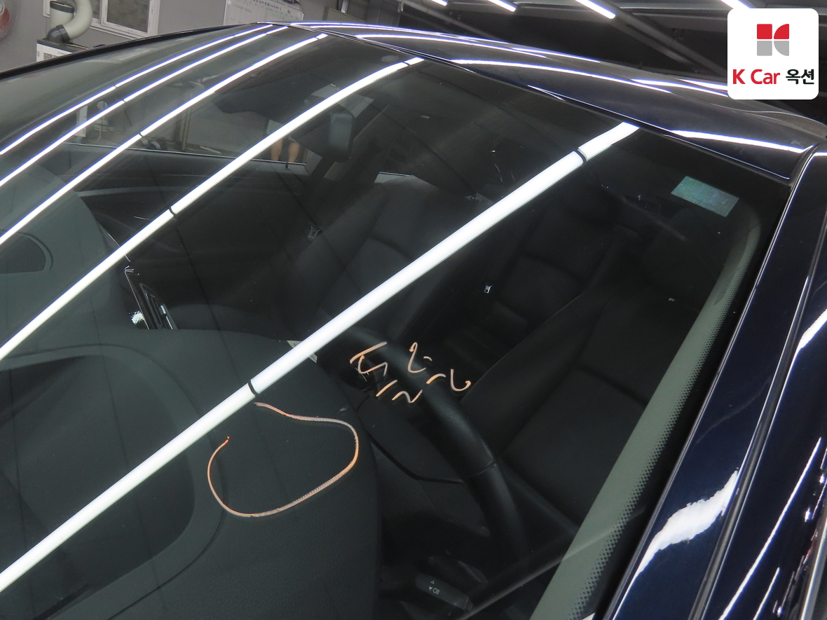 BMW 5 Series - 34