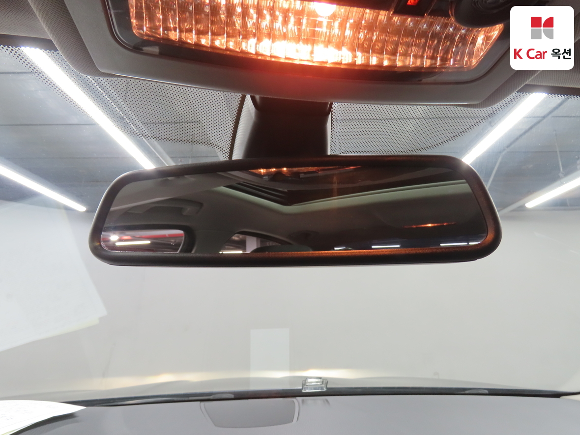 BMW 5 Series - 13