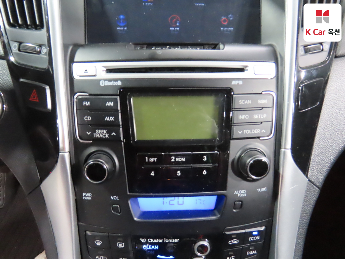 هيونداي سوناتا 2012 - صورة 15