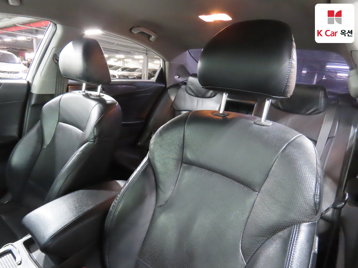 هيونداي سوناتا 2012 - صورة 20