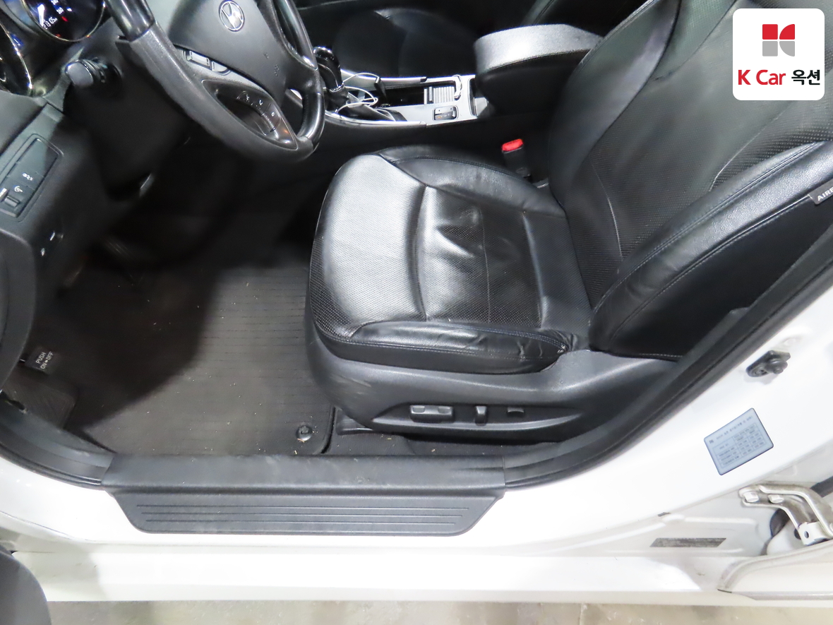 هيونداي سوناتا 2012 - صورة 19