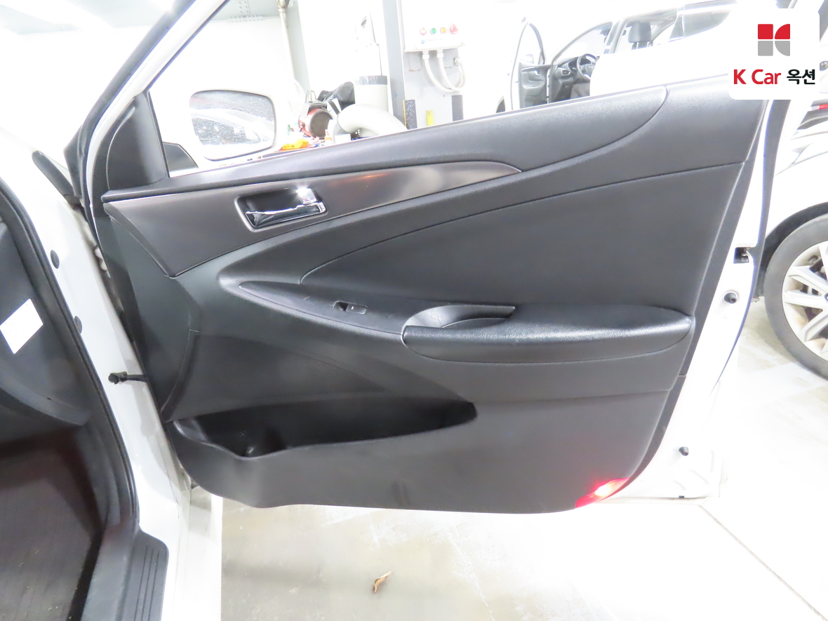 هيونداي سوناتا 2012 - صورة 29