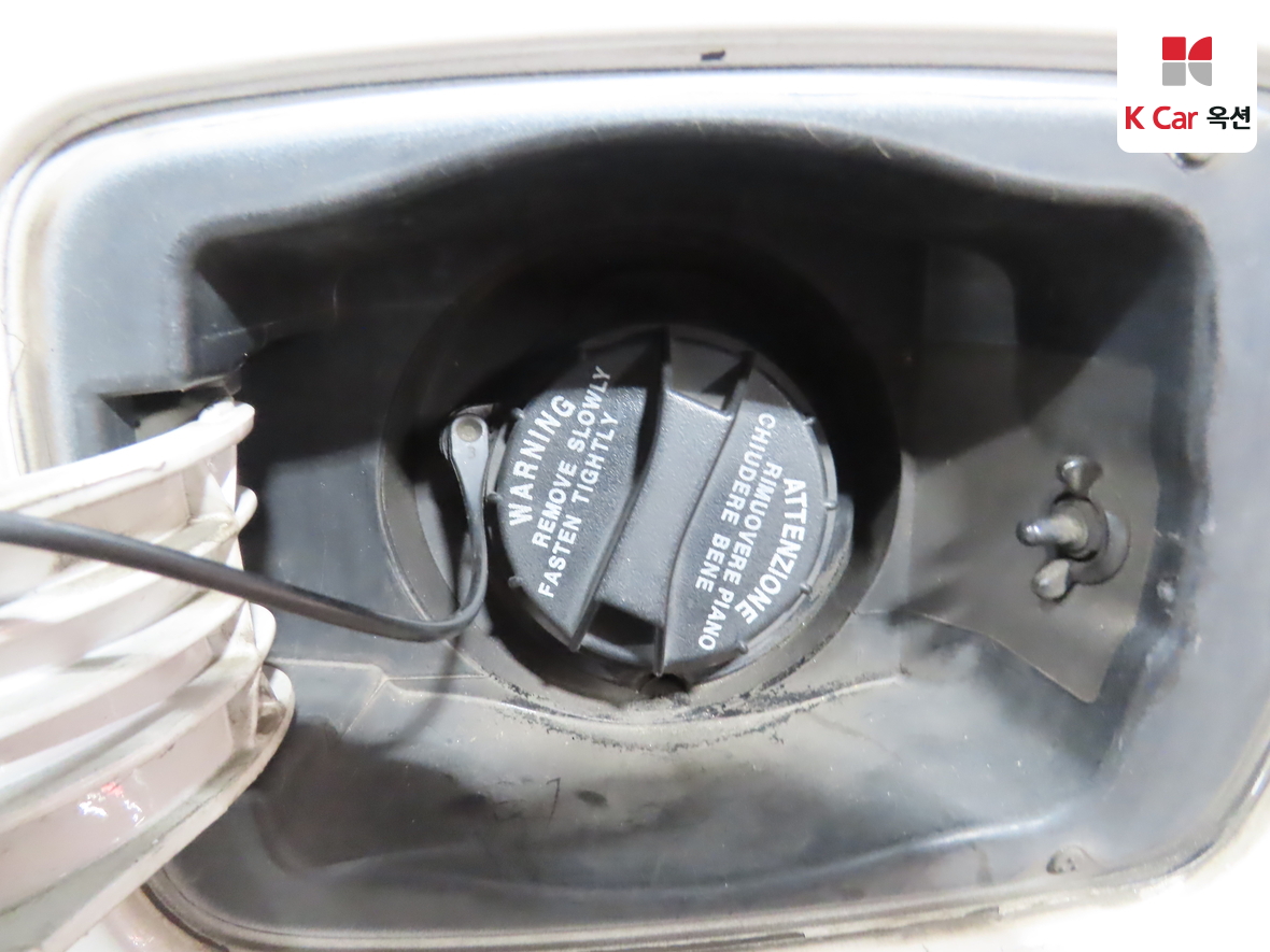 هيونداي سوناتا 2012 - صورة 25