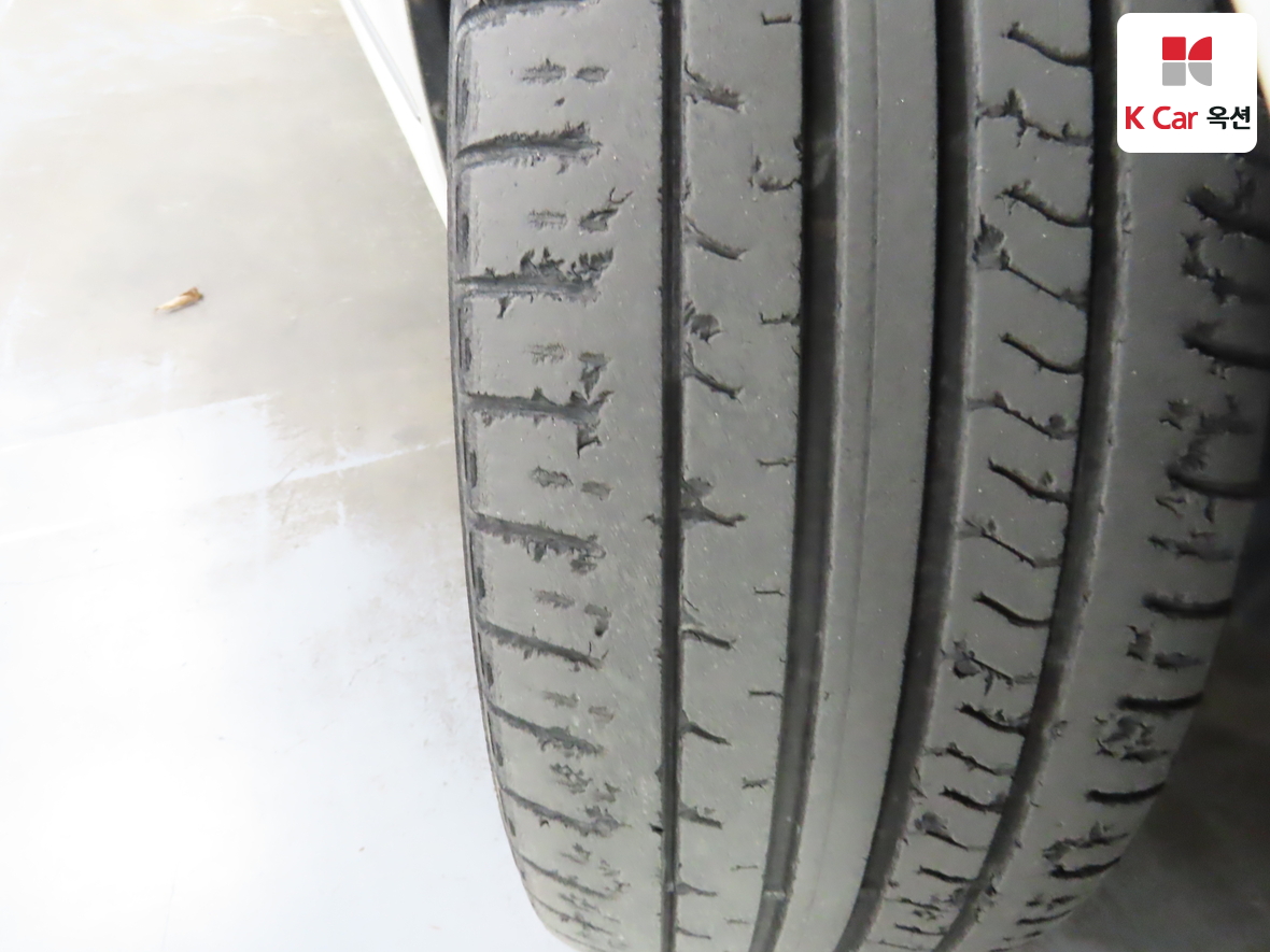 هيونداي سوناتا 2012 - صورة 32