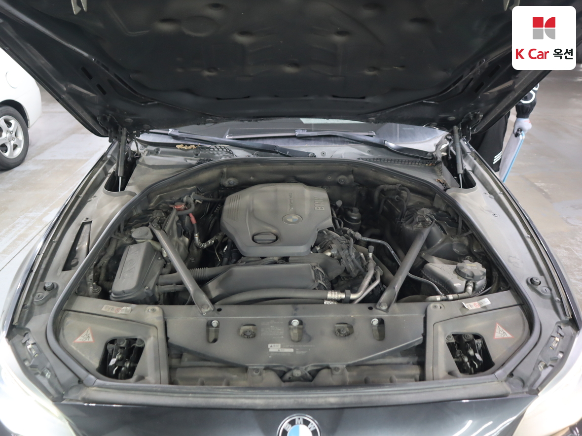 BMW 5 시리즈 - 36