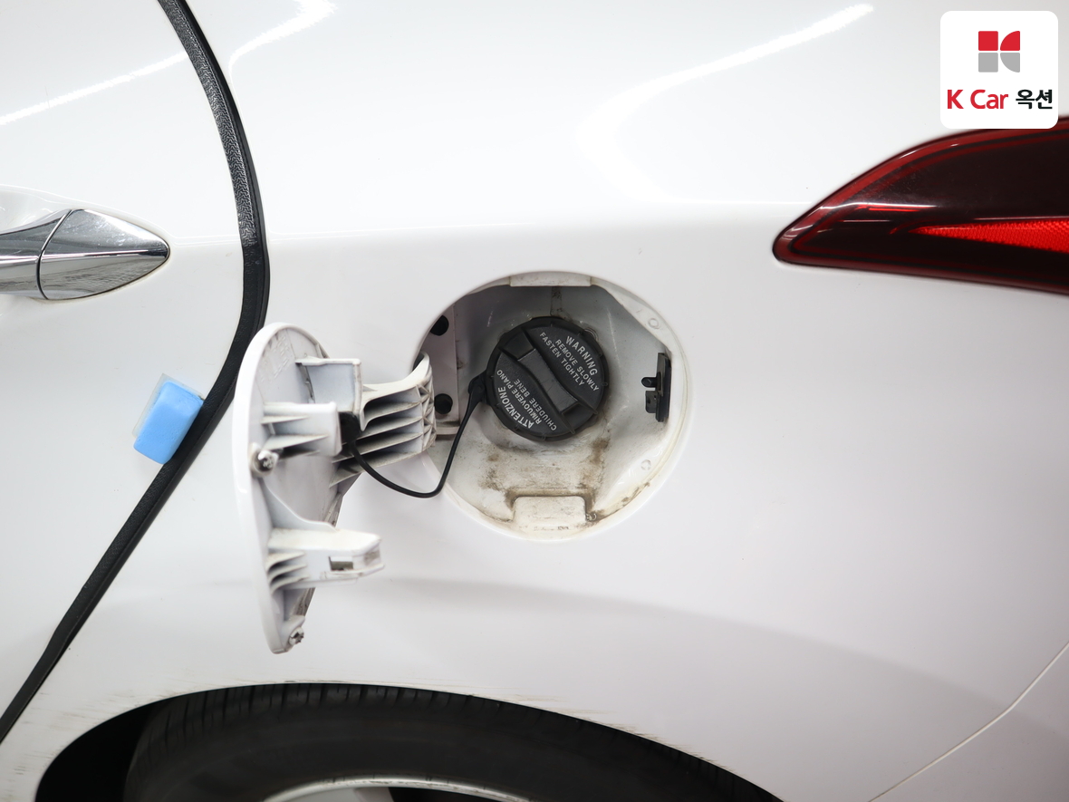 Hyundai Elantra 2014 - Image 26