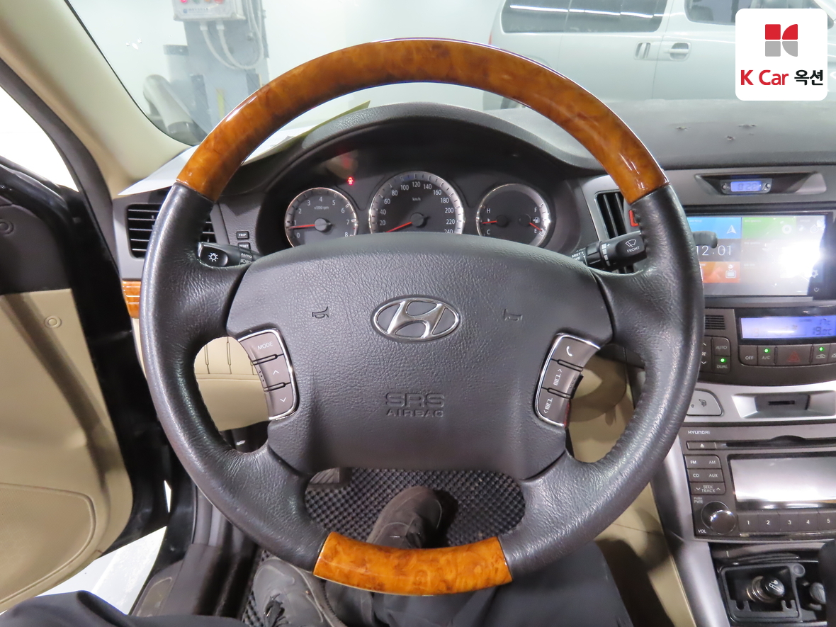 Hyundai Sonata 2008 - Image 10