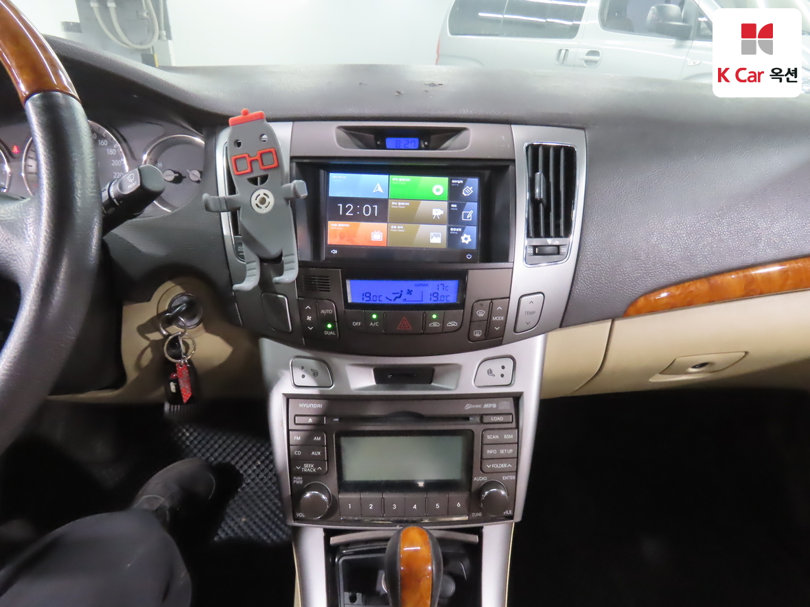 Hyundai Sonata 2008 - Image 6