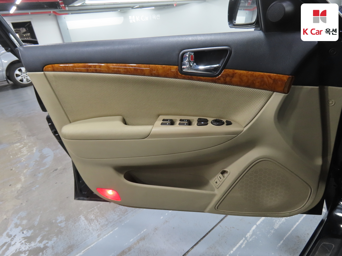 Hyundai Sonata 2008 - Image 8