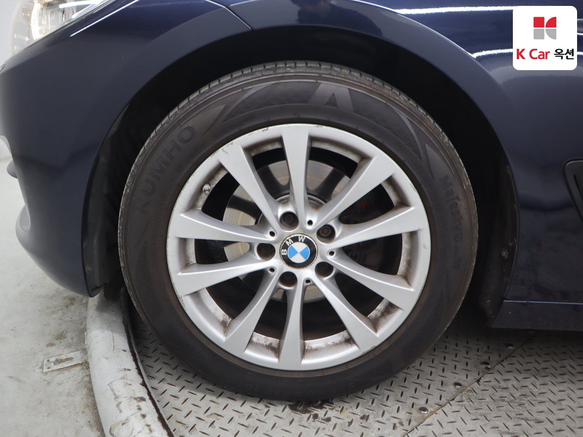 BMW 3 Series - 53