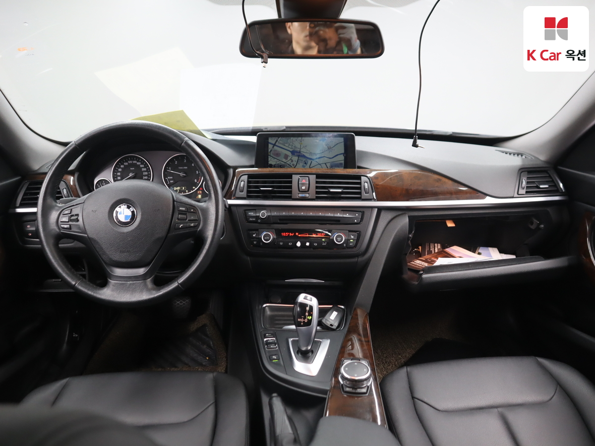 BMW 3 Series - 3