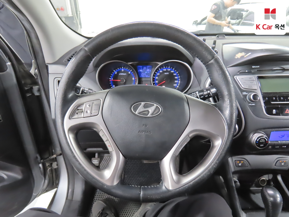 هيونداي توسان 2010 - صورة 10