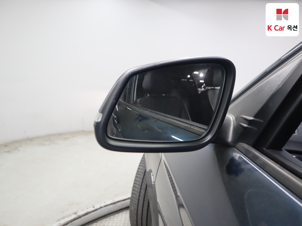 BMW 1 Series - 23