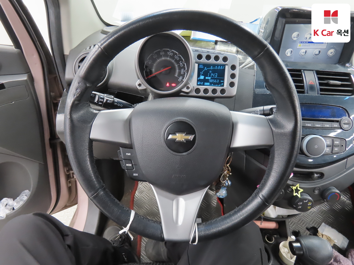 جنرال موتورز كوريا سبارك 2012 - صورة 10