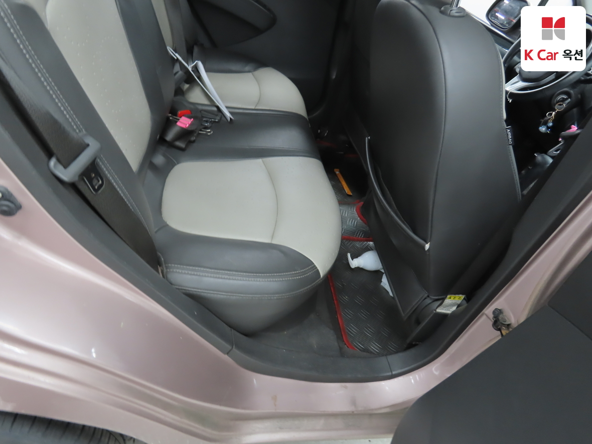 جنرال موتورز كوريا سبارك 2012 - صورة 28