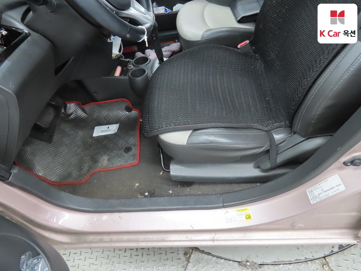 جنرال موتورز كوريا سبارك 2012 - صورة 18