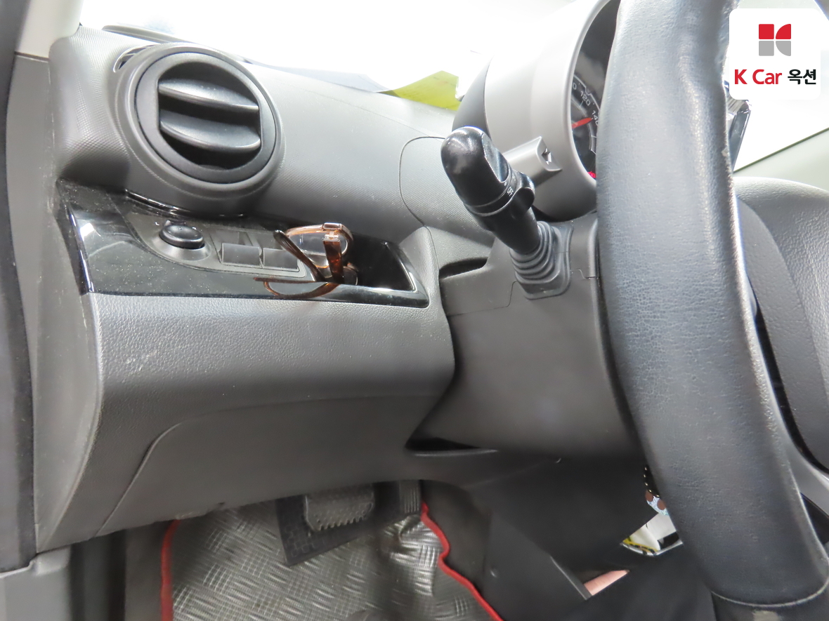 جنرال موتورز كوريا سبارك 2012 - صورة 9