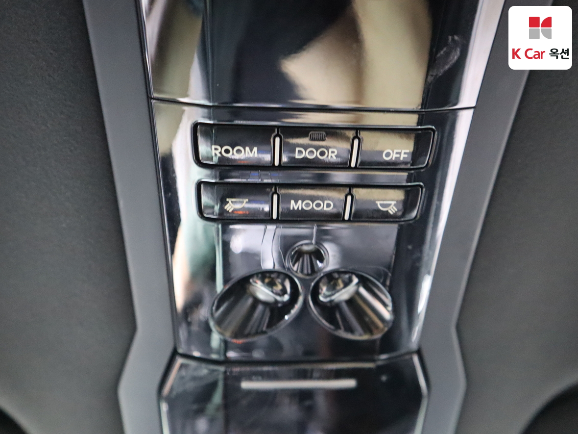 كيا K7 2010 - صورة 12