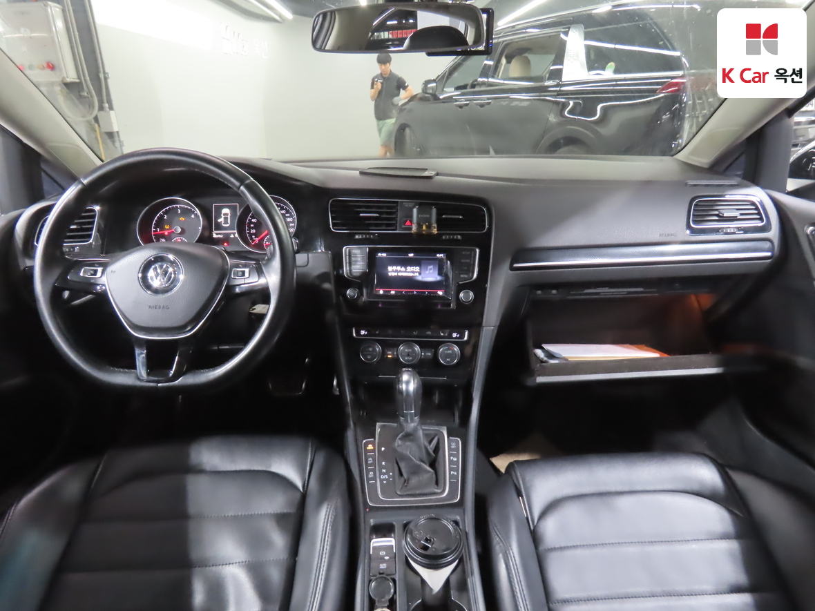 VOLKSWAGEN 골프 - 3