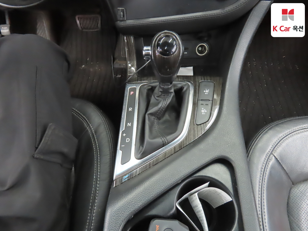 Kia K5 2011 - Image 16