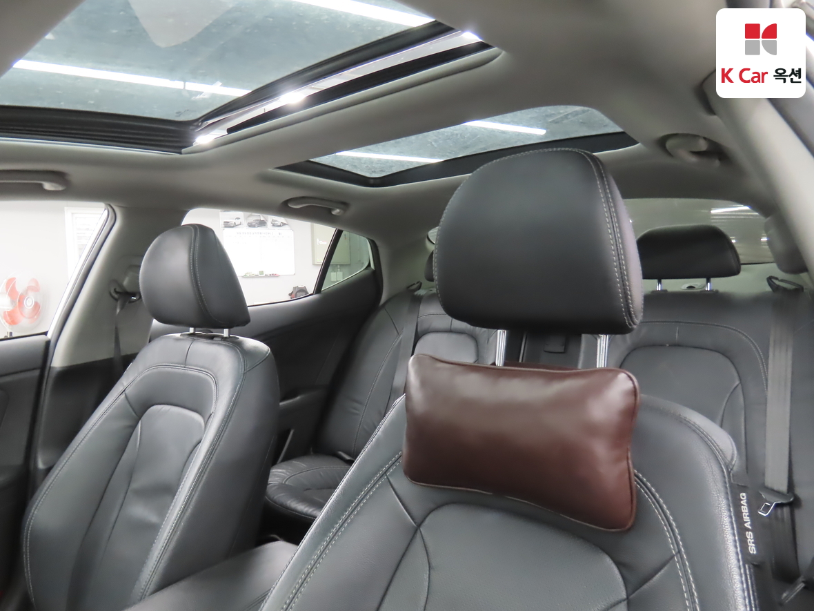 Kia K5 2011 - Image 20